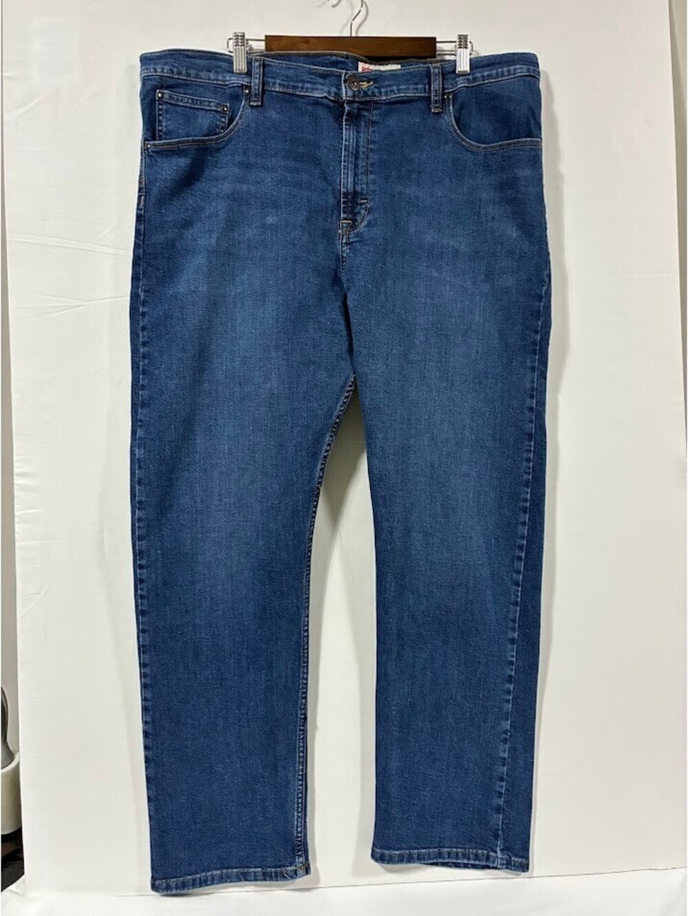 Wrangler Premium Quality Men's Blue Denim Jeans 42x30